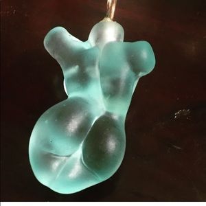 Meet your Posher, Najah